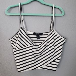 🚫SOLD🚫 LIKE NEW striped super crop top